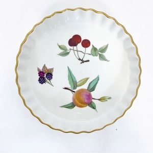 Vintage Royal Worcester Evesham Quiche Tart Dish Scalloped Gold Rim.